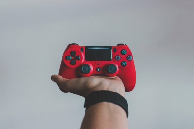 按时长计费:单机游戏的独特计算模式 - 9 red Sony PS DualShock 4